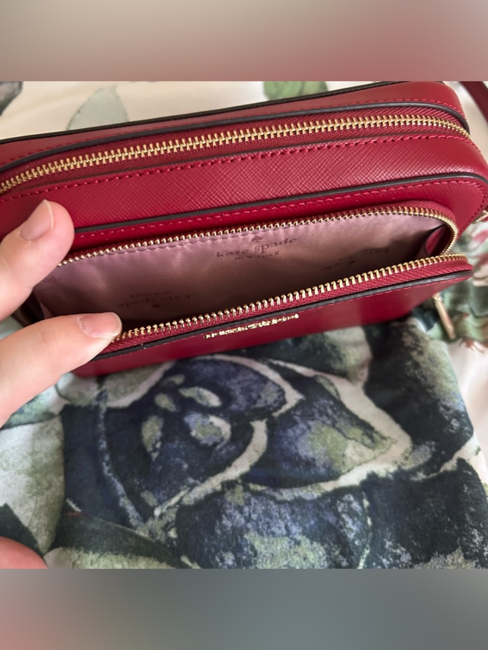 Kate Spade Small Leather Crossbody Bag with Matching Wallet NWOT - Picture 3 of 10